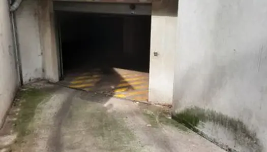 COLMAR SAINT LEON place de parking en sous-sol 