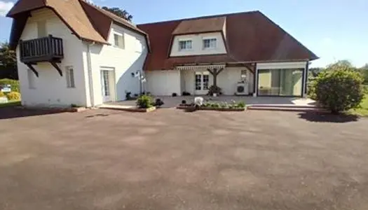 Villa 10 pièces 175 m²