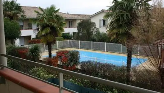 Appartement 2 pièces 34m² balcon et piscine