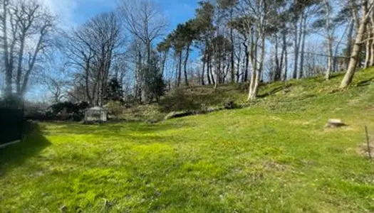 Terrain à bâtir 1965 m2 en second rang 