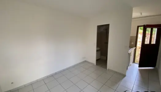 Appartement 1 pièce 16 m² 