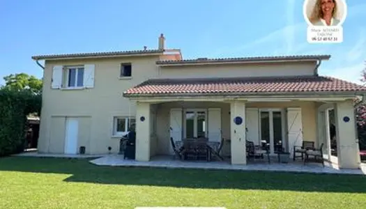 Villa 5 pièces 122 m² 