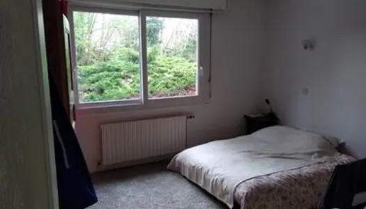 Sous-location chambre dans maison Auray