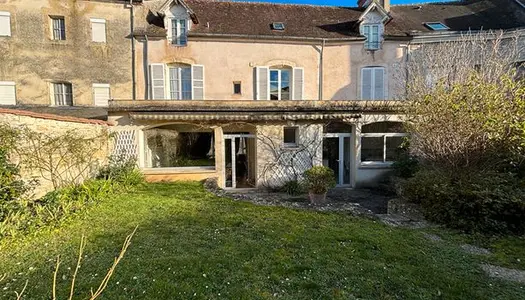 Maison 6 pièces 208 m²