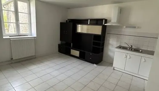 Appartement Location Ussy 2p 36m² 320€