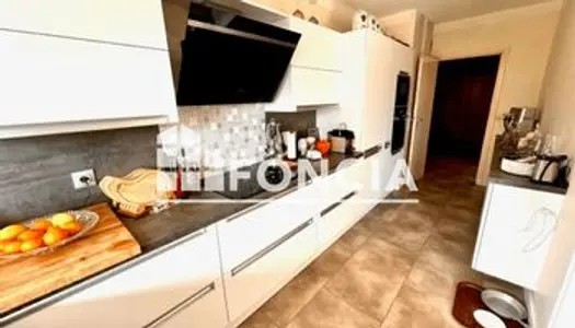 Appartement 3 pièces 94 m² 