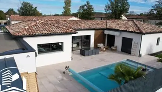 Villa 5 pièces 155 m²