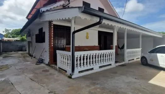 Maison - Villa Location Cayenne   620€