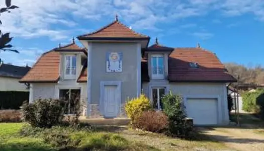 Villa 5 pièces 158 m² 