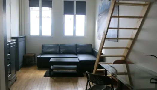 Studio 1 pièce 26 m² 