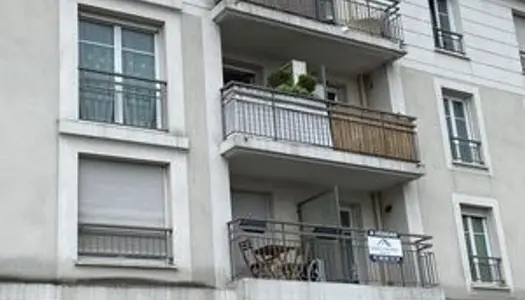 DRANCY Centre F2 DE 44M² +BALCON ET PARKING AU SOUS SOL 