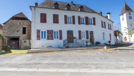 Dpt Pyrénées Atlantiques - Sus (64), à vendre maison T7 - Terrain de 1800m2
