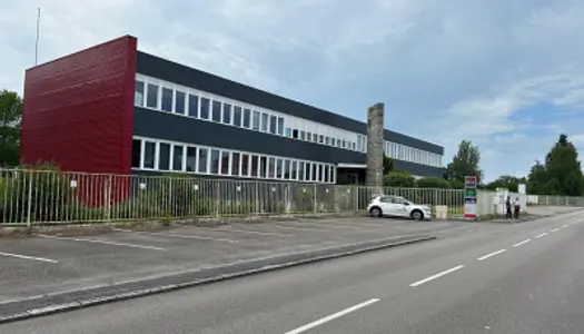 Bureaux 1436 m² 