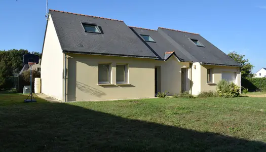 Dpt Maine et Loire (49), à vendre maison P8 de 175 M²  Vie de plain-pied 1500 M² 