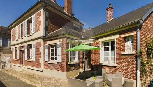 Maison 7 pièces 186 m² 