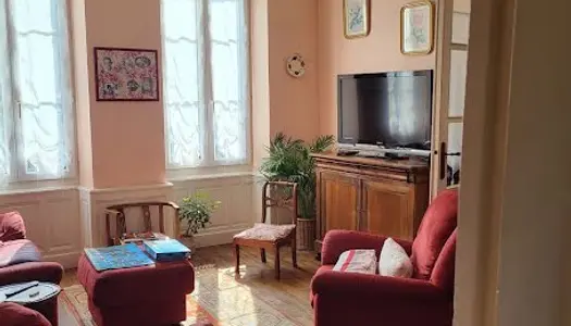 Maison 8 pièces 209 m² 