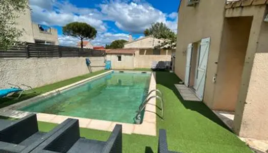 Villa avec piscine quartier calme 