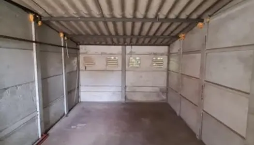 Garage/box 14 m² Boucau