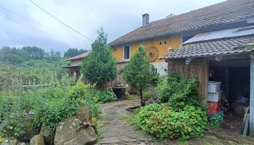 Rustikales bauernhaus 