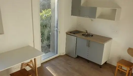 A louer - Studio meublé 25 m² Caen St Gilles 