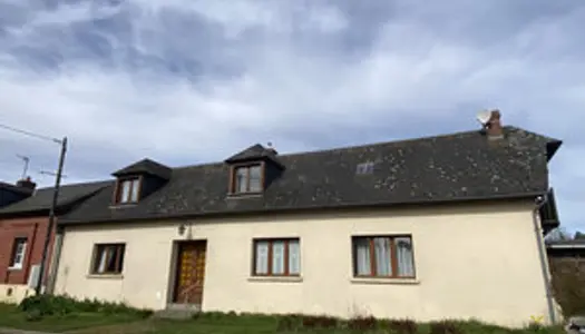 MAISON SITUÉE ENTRE POIX-DE-PICARDIE ET AUMALE