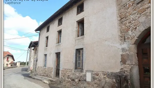 Dpt Puy de Dôme (63), à vendre ARCONSAT maison de bourg à rénové