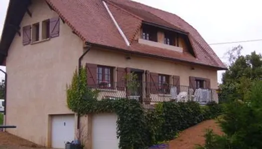 Maison duplex à 13kms de Roanne en campagne 