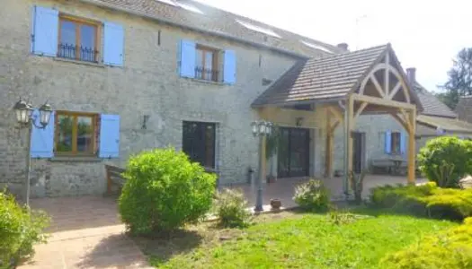 Maison 9 pièces 270 m² 