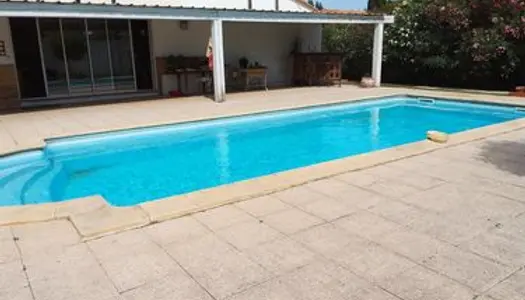 Maison avec piscine et atelier professionnel 