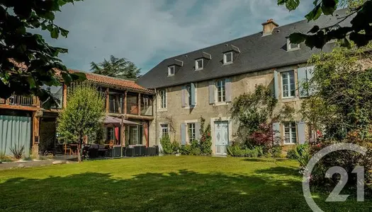 Maison 11 pièces 573 m² 