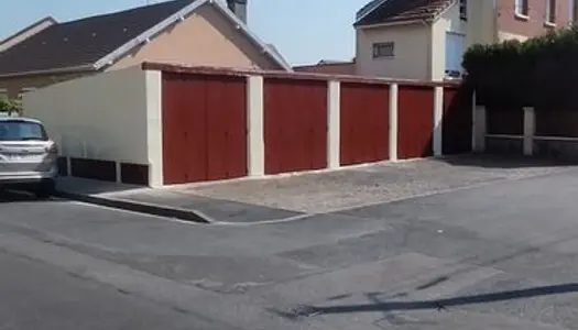 Lot de 5 garages AV 