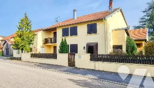 Maison 10 pièces 265 m²