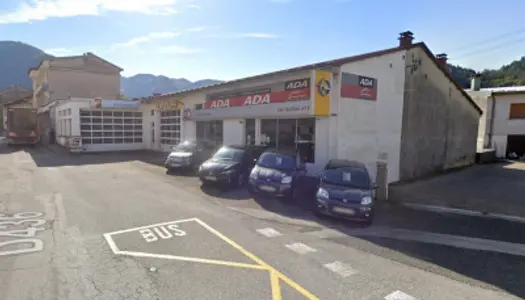 Local commercial 540 m² 