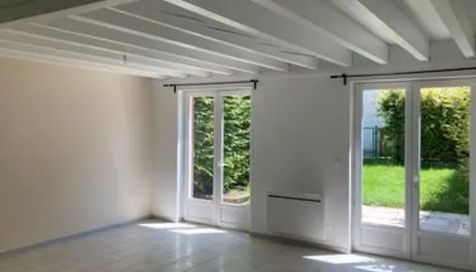 Maison F4 de 93 m² en très bon état à CHIERRY 