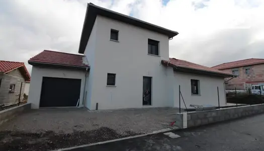 Vente Maison 150 m² à Saint-Étienne-de-Saint-Geoirs 330 000 €