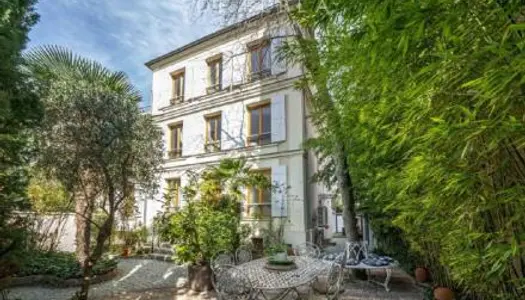 Hôtel particulier 10 pièces 350 m² 