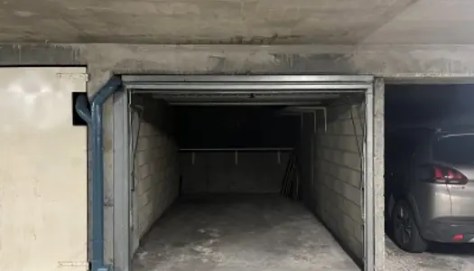 Parking/box 12 m² 