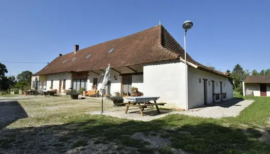 Vente Maison 430 m² à Pierre-de-Bresse 395 000 €