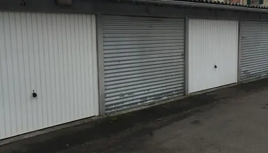 Garage sécurisé gardien 110€ libre