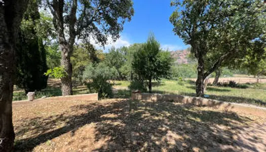 Ensemble Immobilier Roquebrune Sur Argens 4 Maisons sur 34 993 m2