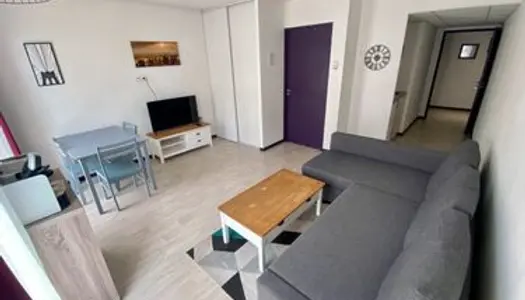 Appartement divisé en deux studios - 4 pièces - 51 m² - grosse rentabilité assurée 