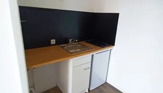 Studio 1 pièce 14 m²