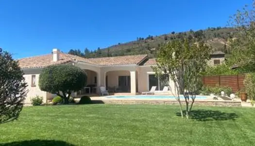 Villa 5 pièces 152 m² 