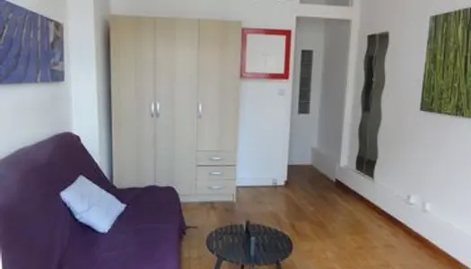 Studio meublé 18 m2 à Vincennes Métro Bérault (Ligne 1) 