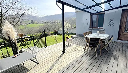 A VENDRE CHARMANTE MAISON AVEC TOIT TERRASSE A 5 MIN DE FOIX