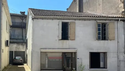 Maison de village 5 pièces en vente à Cancon avec CARCY FILS 