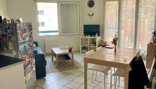 Appartement 2 pièces 39,5 m2 balcon et parking Mérignac / Bordeaux Mondésir 