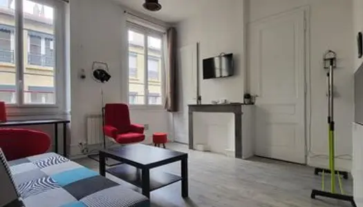 Studio meublé de 30 m² - Place Dorian 