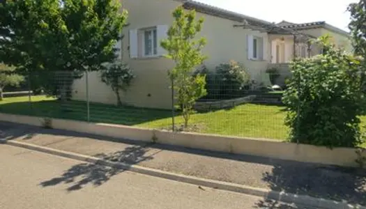 Pierrelatte VILLA P5,5 pièces 120 m², 4 chambres, piscine 