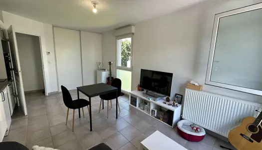 APPARTEMENT RECENT TYPE T1 BIS SAINT MARTIN D'HERES 